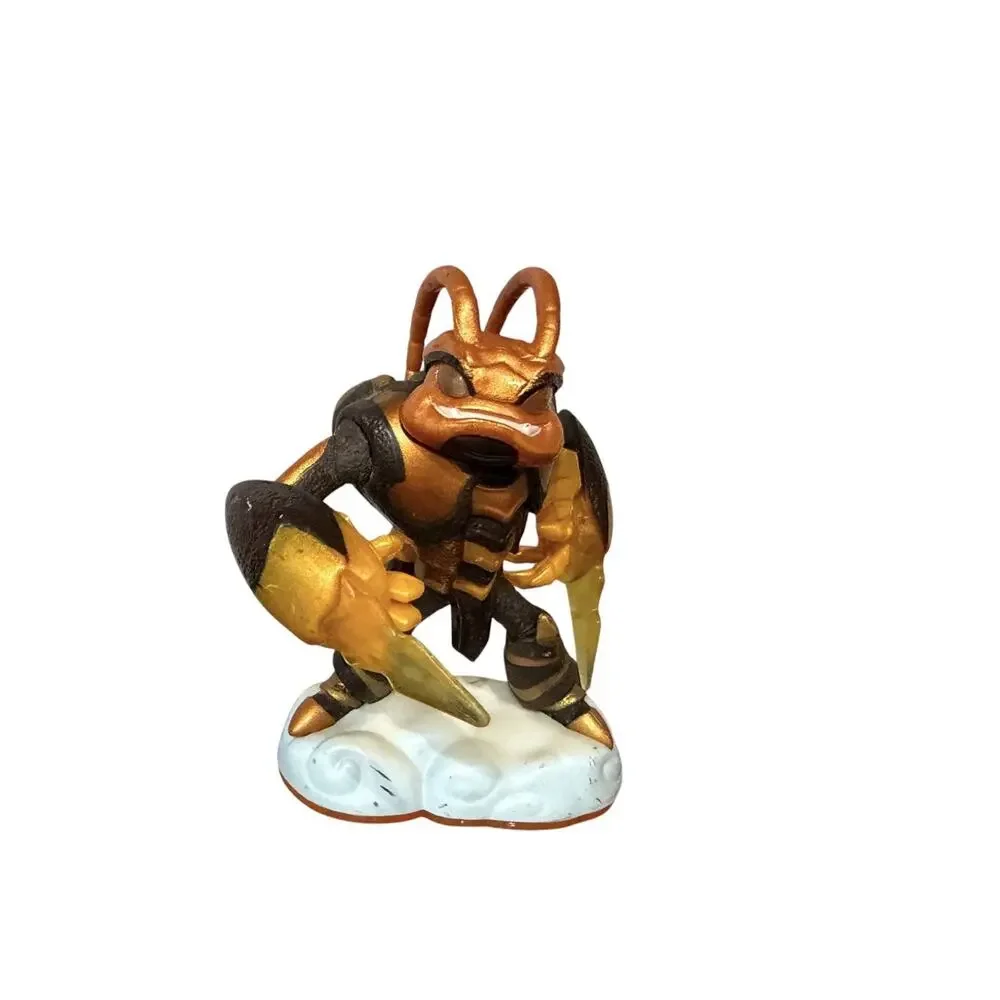 Skylanders Giants Swarm & Whirlwind Game Figures Activision